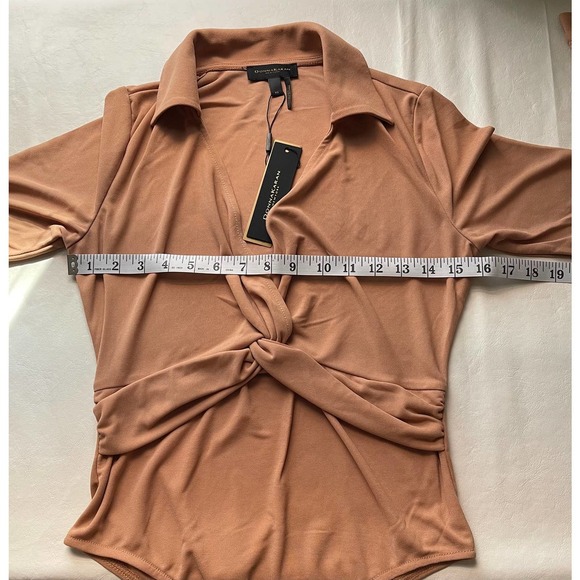 Donna Karan New York Twist Front Plunge LS Crepe Jersey Bodysuit, Toast, Size XS - Picture 9 of 10